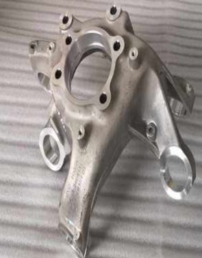 الركبة/صرة الخلفية اليسرى (Rear Knuckle)